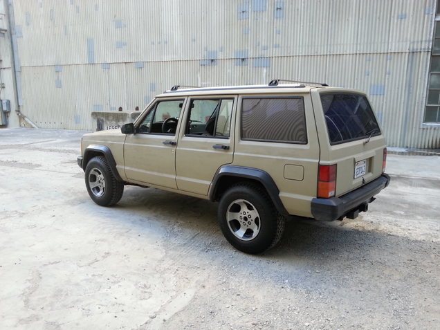 One day, I freaked out and bought a set of TJ Canyons and a case of spray paint. This transformed the “Rotten Tomato” into “Rommel”. I was pretty proud of myself.